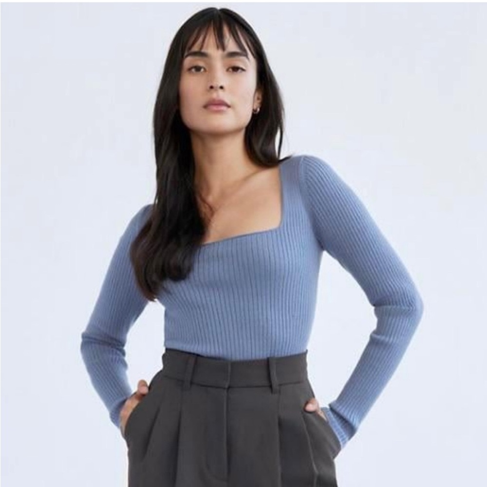 Aritizia Wilfred Leighton Sweater